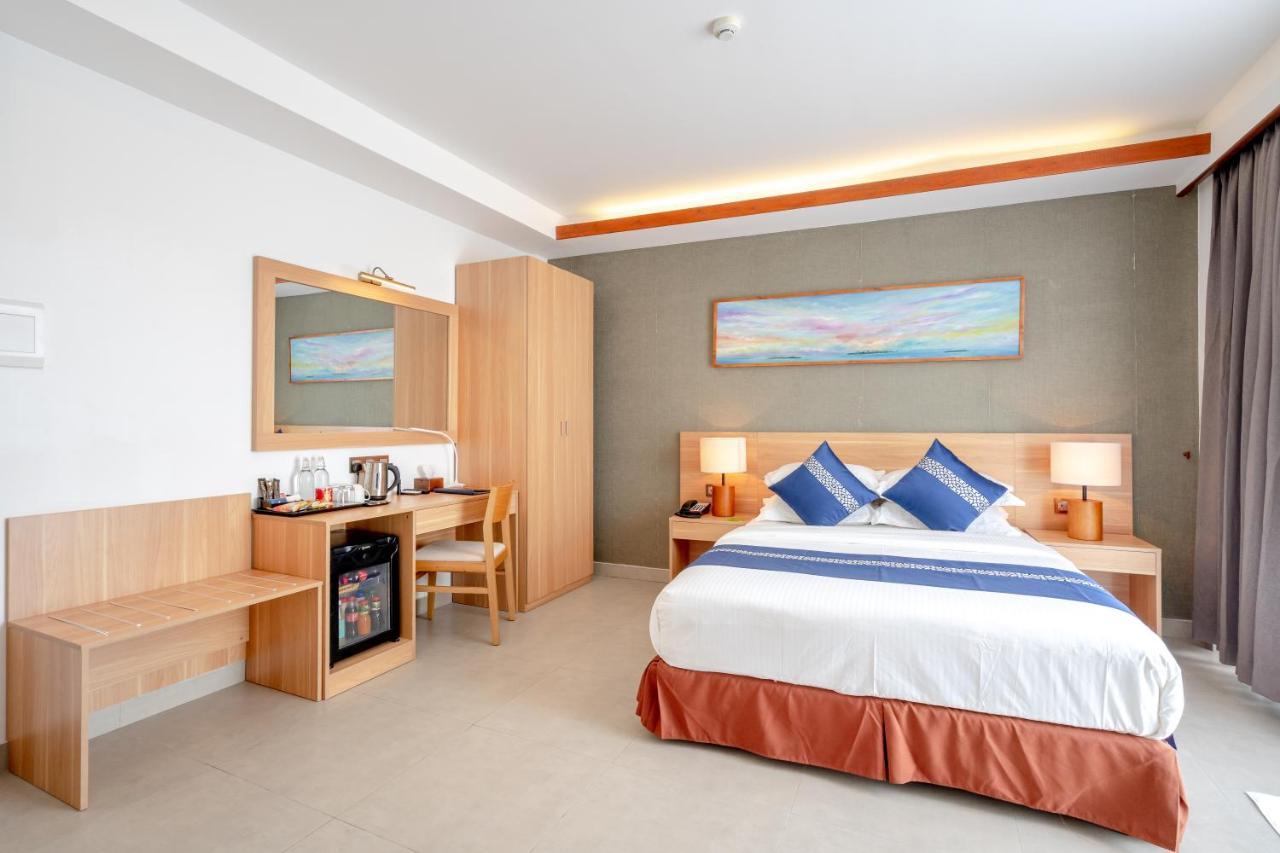Ayala Oceanview Maldives Otel Gulhi Dış mekan fotoğraf