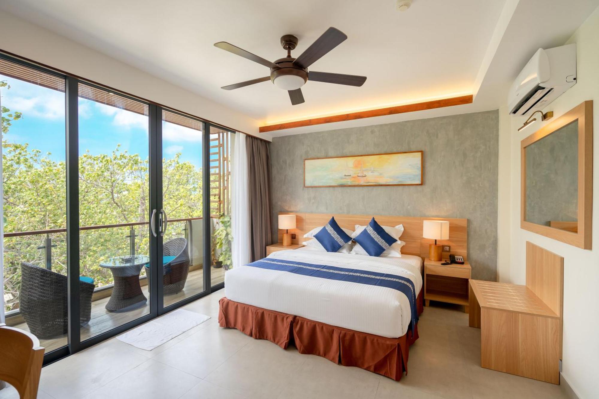 Ayala Oceanview Maldives Otel Gulhi Dış mekan fotoğraf