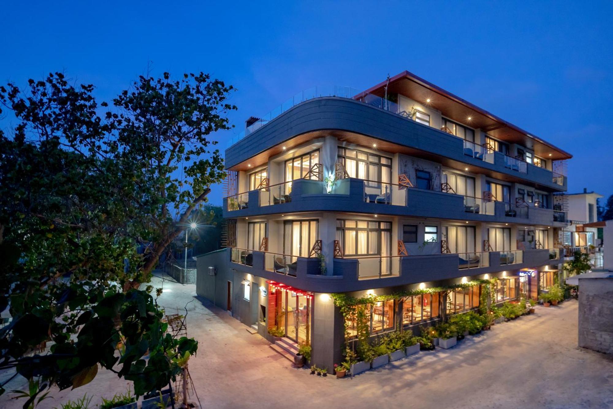 Ayala Oceanview Maldives Otel Gulhi Dış mekan fotoğraf