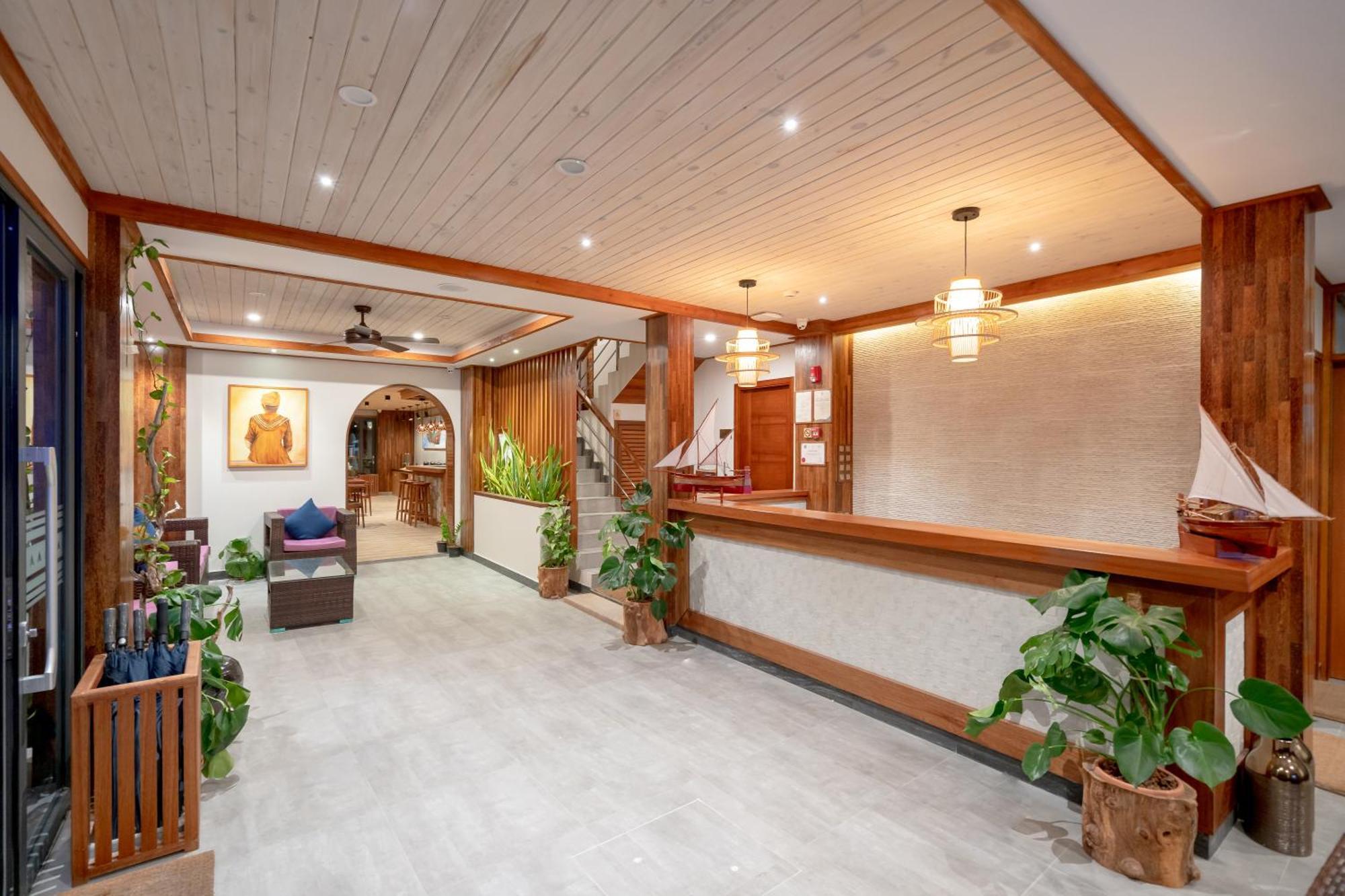 Ayala Oceanview Maldives Otel Gulhi Dış mekan fotoğraf